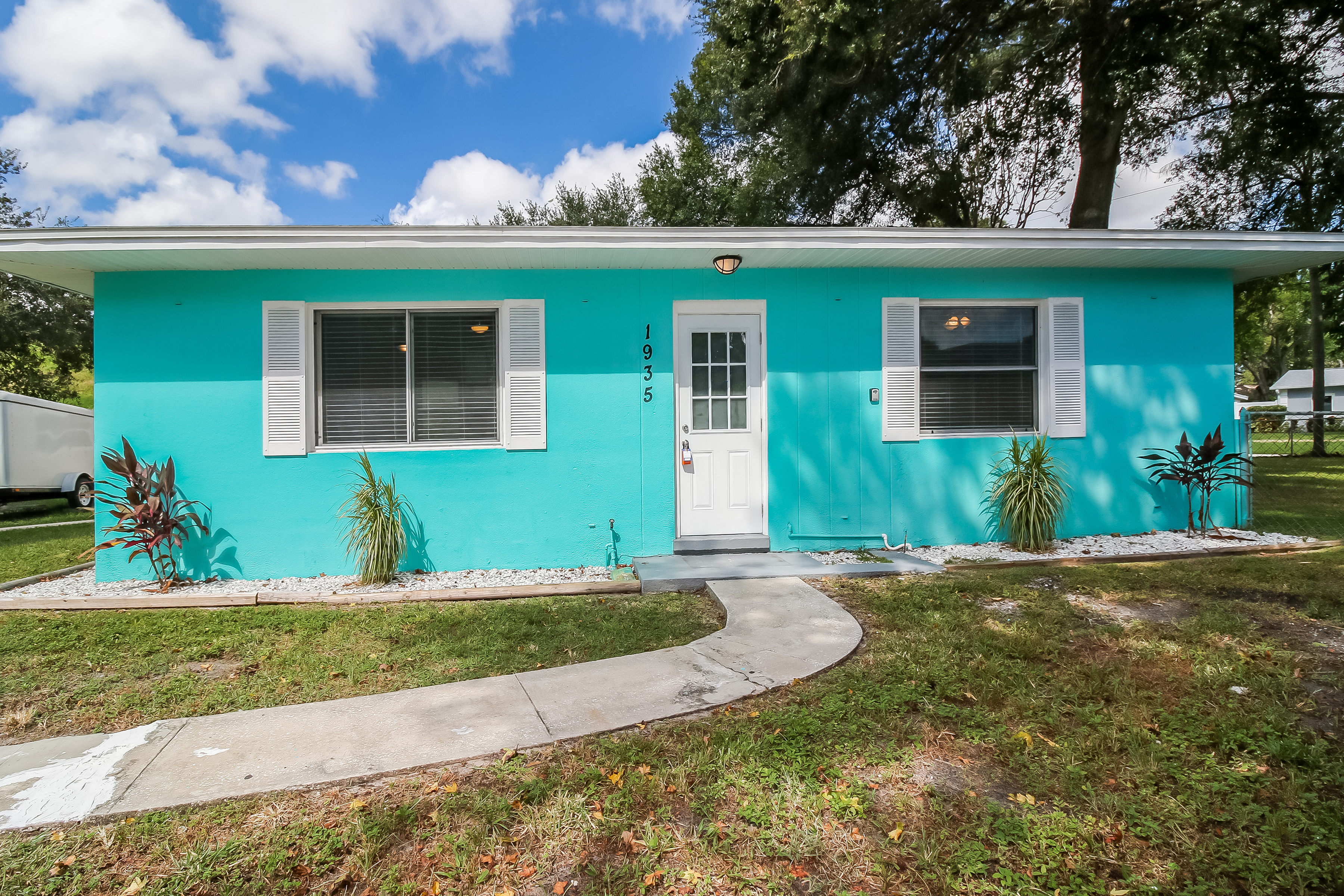 1935 16th Ave N St Petersburg, FL 33713